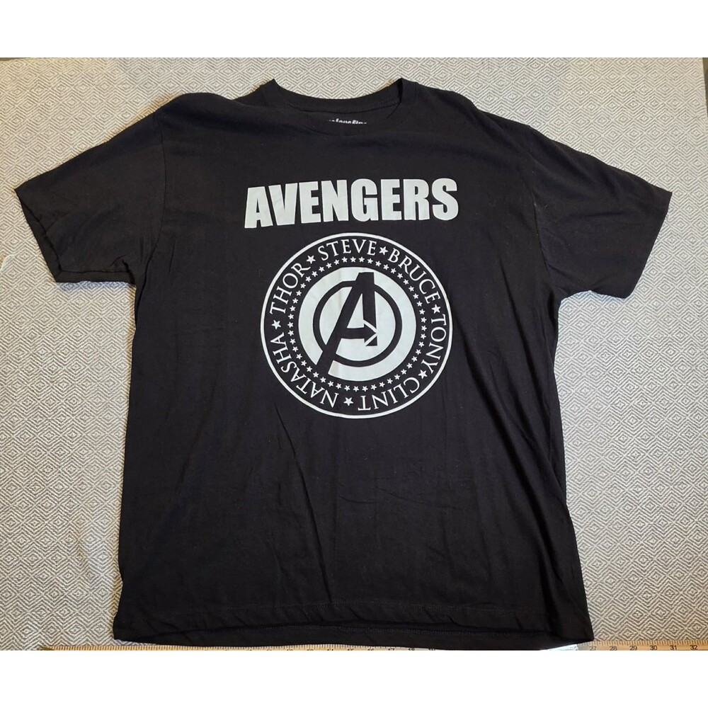 Official WeLoveFine x Marvel Avengers: Age of Ultron graphic tee in black
